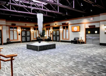 Canad Inns Destination Centre Polo Park hotel thumbnail 3