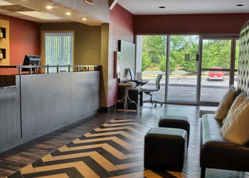 Comfort Inn Ruther Glen near Kings Dominion hotel thumbnail 4