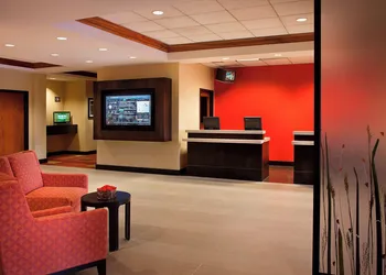 Courtyard by Marriott Toronto Airport hotel thumbnail 2