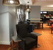Courtyard by Marriott Toronto Airport hotel detail image 3
