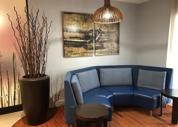 Courtyard by Marriott Toronto Airport hotel thumbnail 4