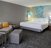 Courtyard by Marriott Toronto Airport hotel detail image 7