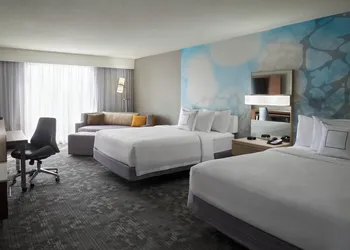 Courtyard by Marriott Toronto Airport hotel thumbnail 8