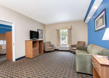 Baymont by Wyndham Jacksonville/Butler Blvd hotel thumbnail 6
