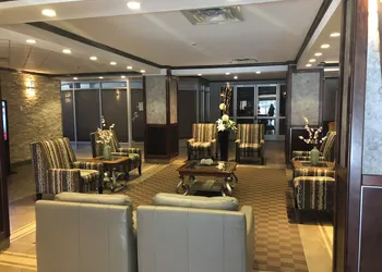 Nomad Hotel and Suites hotel thumbnail 8