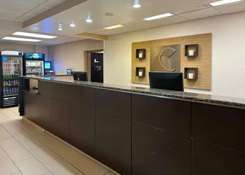 Charlotte Suites hotel thumbnail 2