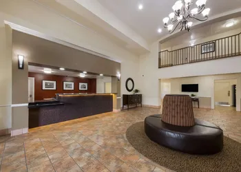 Best Western Salinas Valley Inn & Suites hotel thumbnail 7