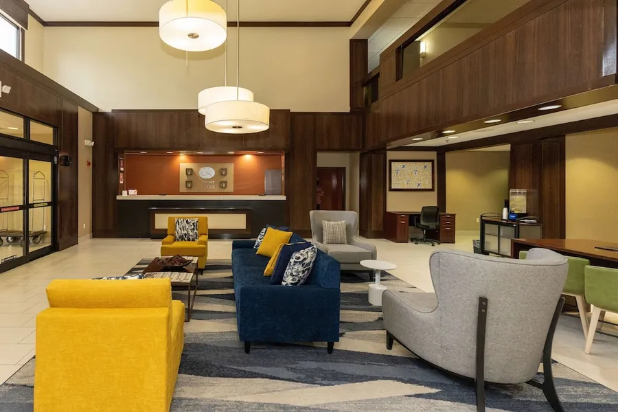 Comfort Suites Houston West at Clay Road hotel detail image 6