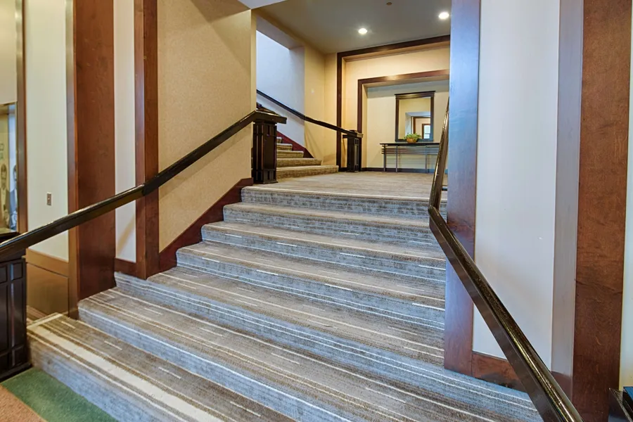 Embassy Suites by Hilton Chicago O'Hare Rosemont hotel detail image 2