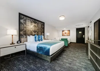 Venezia hotel by At Mine Hospitality hotel thumbnail 5