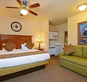 Ridge Pointe hotel detail image 3