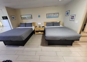 Beachside Hotel hotel thumbnail 5