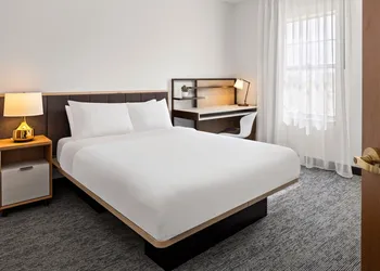 TownePlace Suites by Marriott Chicago Lombard hotel thumbnail 4