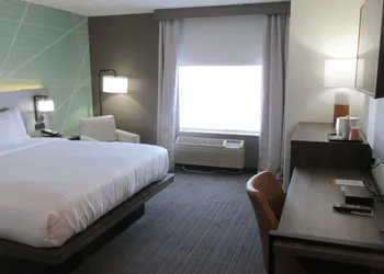Comfort Inn & Suites Rochester South Mayo Clinic hotel thumbnail 4
