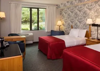 Williamsburg Woodlands Hotel & Suites, an official Colonial Williamsburg Hotel hotel thumbnail 8