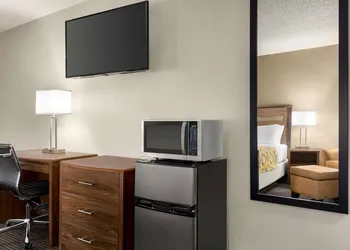 Baymont by Wyndham Whitefish hotel thumbnail 7