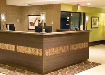 Pacific Inn hotel thumbnail 5