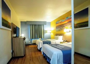 Days Inn & Suites by Wyndham Houston North/Aldine hotel thumbnail 2