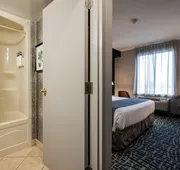 Monte Carlo Inn Toronto West Suites hotel detail image 5