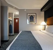 Monte Carlo Inn Toronto West Suites hotel detail image 7