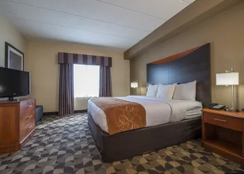 Comfort Suites Columbia at Harbison hotel thumbnail 5