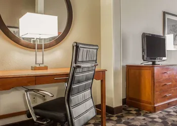 Comfort Suites Columbia at Harbison hotel thumbnail 7