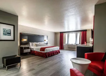 Tilt Hotel Universal-Hollywood, an AGA Collection Hotel hotel thumbnail 5