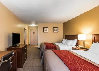 Quality Inn & Suites Bethany hotel thumbnail 6