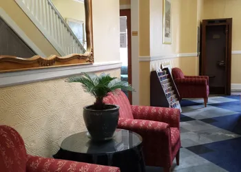 El Capitan Hotel hotel thumbnail 4