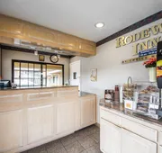 Rodeway Inn Monterey Near Fairgrounds hotel detail image 3