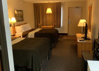 Kelly Inn & Suites Mitchell South Dakota hotel thumbnail 7