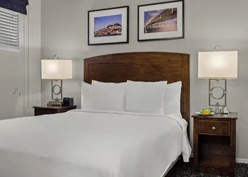 Suites At Fishermans Wharf hotel thumbnail 5