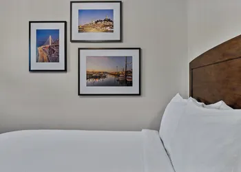Suites At Fishermans Wharf hotel thumbnail 6