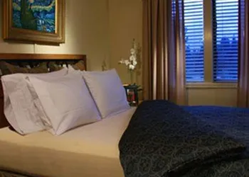 The Lodge at Kingsbury Crossing hotel thumbnail 4