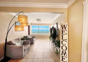 Cliff House Inn On The Ocean hotel thumbnail 2