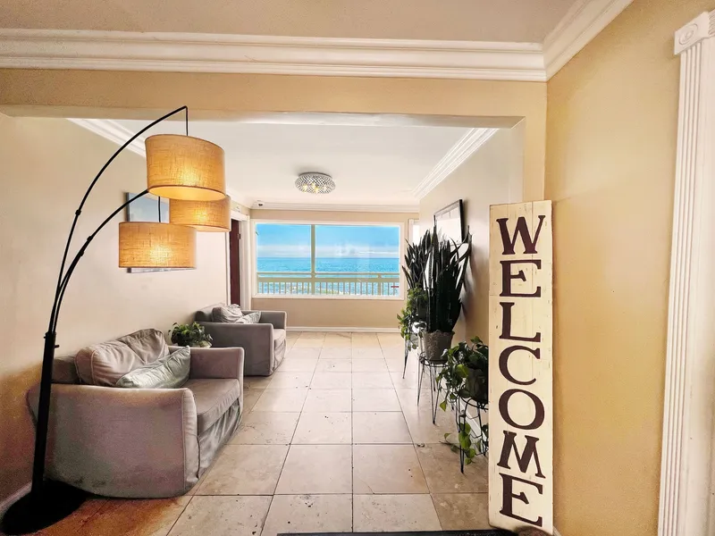 Cliff House Inn On The Ocean hotel detail image 2