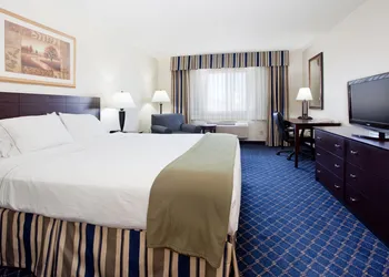 Holiday Inn Express Hotel & Suites Torrington by IHG hotel thumbnail 5