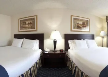 Holiday Inn Express Hotel & Suites Torrington by IHG hotel thumbnail 7