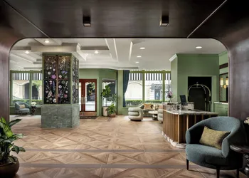The Louie, A Davenport Hotel, Autograph Collection® hotel thumbnail 5