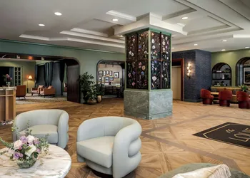 The Louie, A Davenport Hotel, Autograph Collection® hotel thumbnail 6