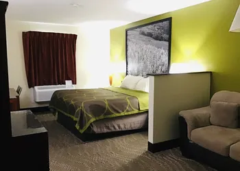 Super 8 by Wyndham Mifflinville Near Bloomsburg hotel thumbnail 8