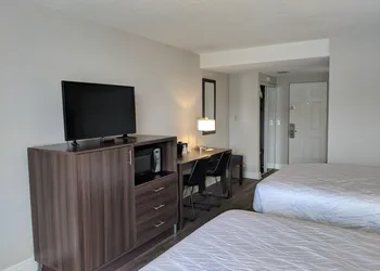 Lakefront Terrace Resort hotel thumbnail 8