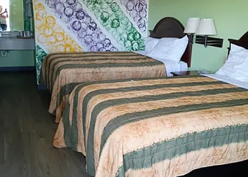 NOLA Inn hotel thumbnail 3