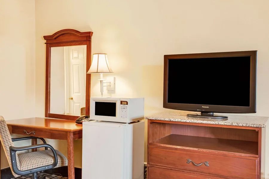 Knights Inn Mount Laurel hotel detail image 6