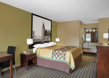 Super 8 by Wyndham Nashville West hotel thumbnail 7