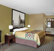 Super 8 by Wyndham Nashville West hotel detail image 7