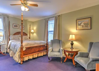 1898 Waverly Inn hotel thumbnail 6