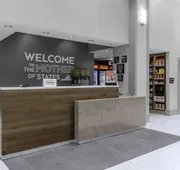 Hampton Inn & Suites Arlington Crystal City DCA hotel detail image 7