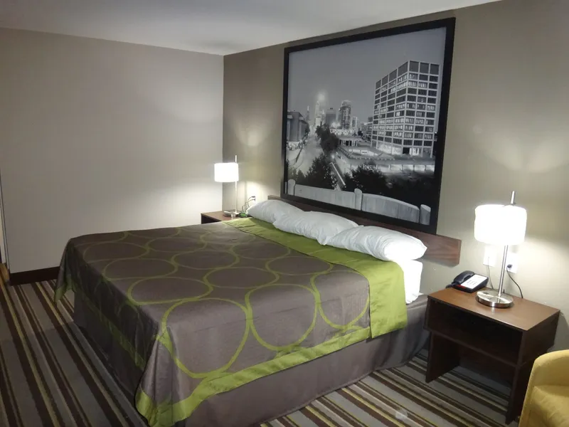 Super 8 by Wyndham Ardmore hotel detail image 6