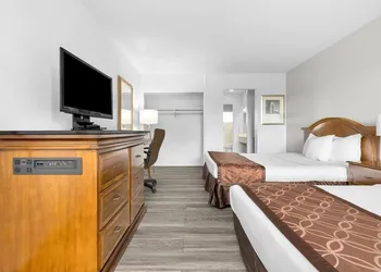 Motel 6 San Francisco, CA – Great Highway hotel thumbnail 4
